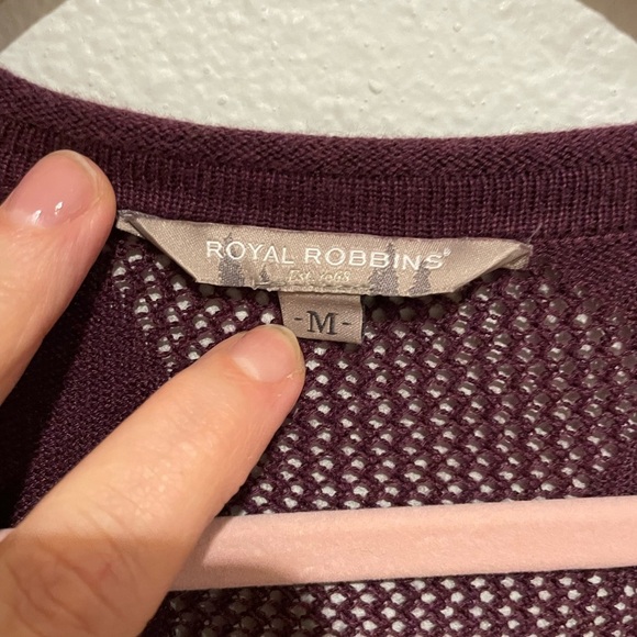 Plum luxury Royal Robbins cardigan with buttons. Optional tab sleeves. S… - Picture 3 of 5